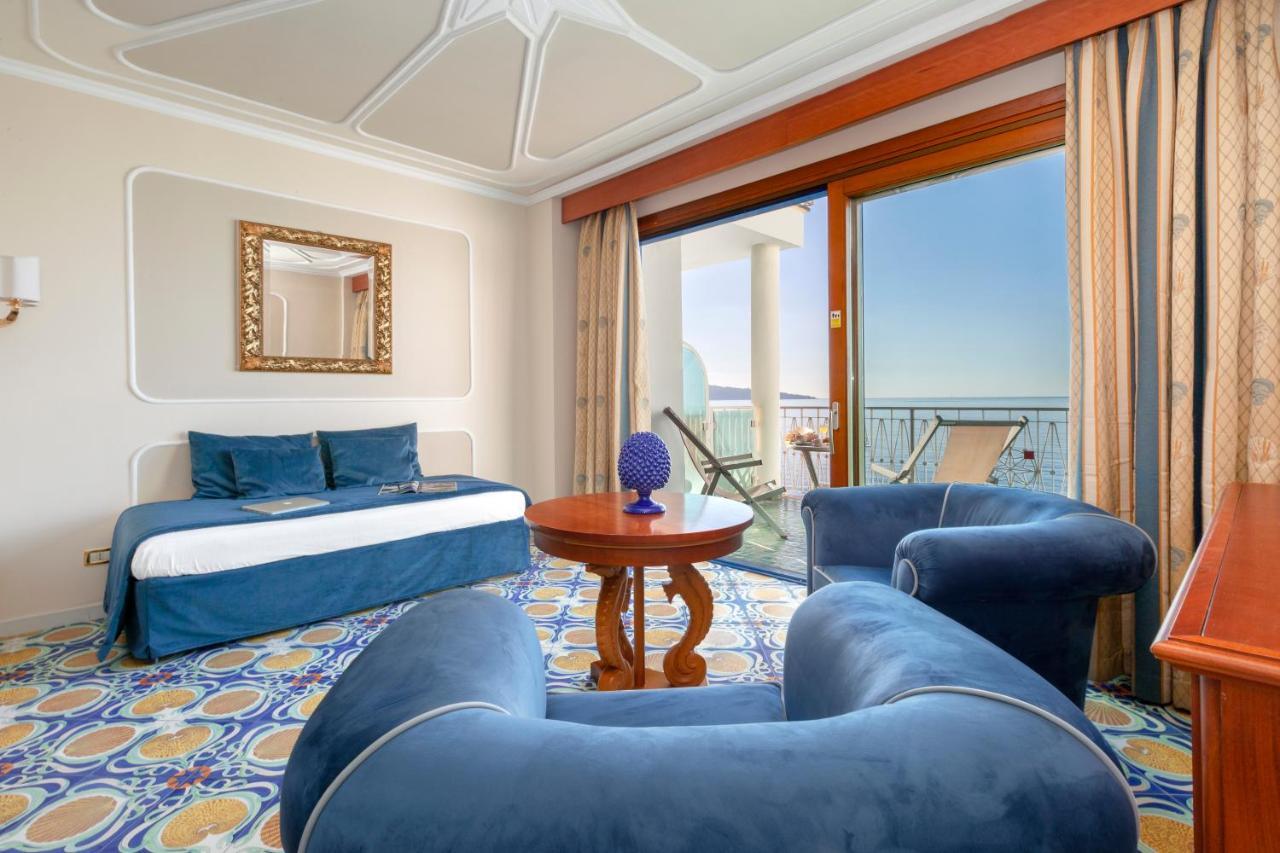 Alimuri Bay Resort 메타 외부 사진