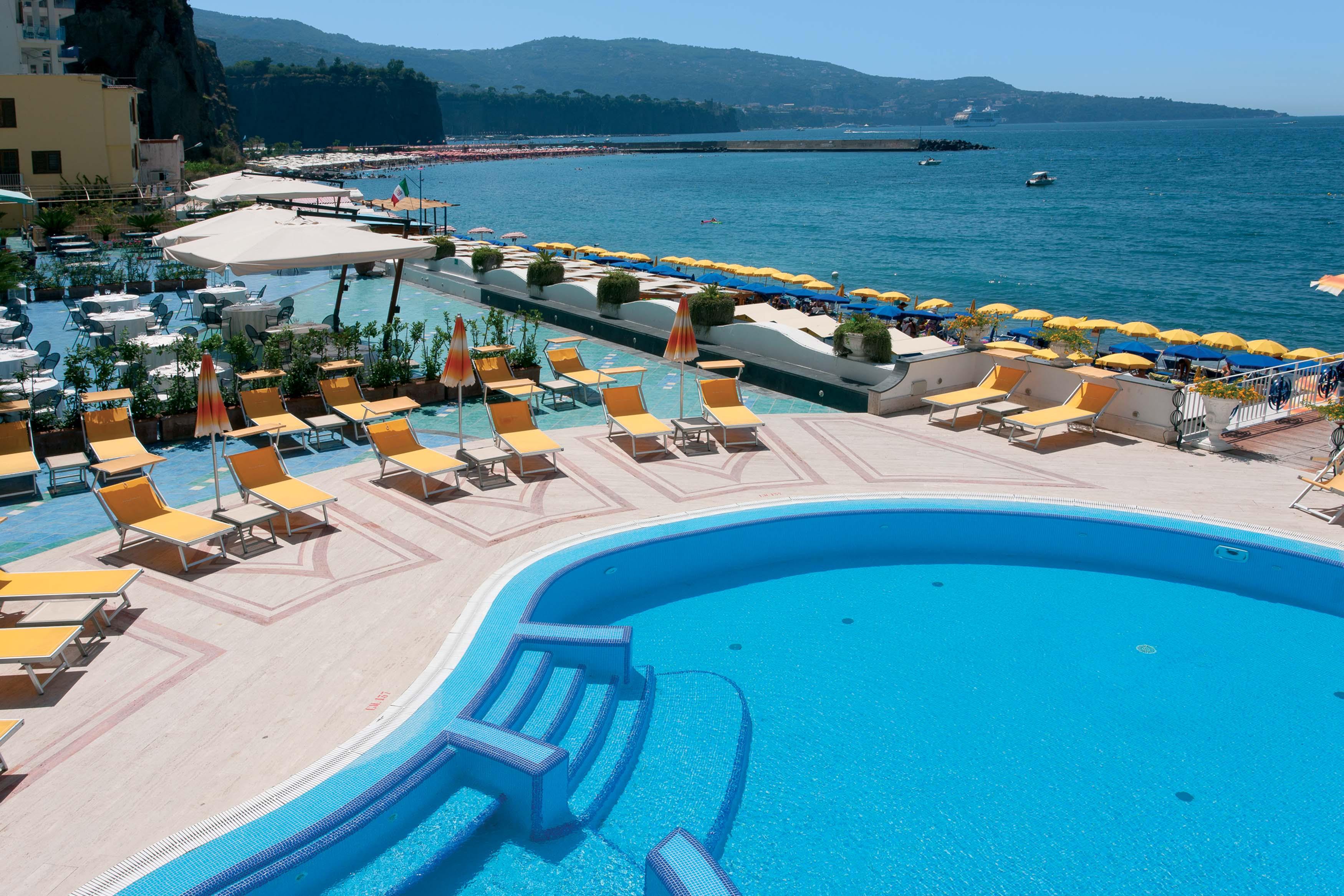 Alimuri Bay Resort 메타 외부 사진
