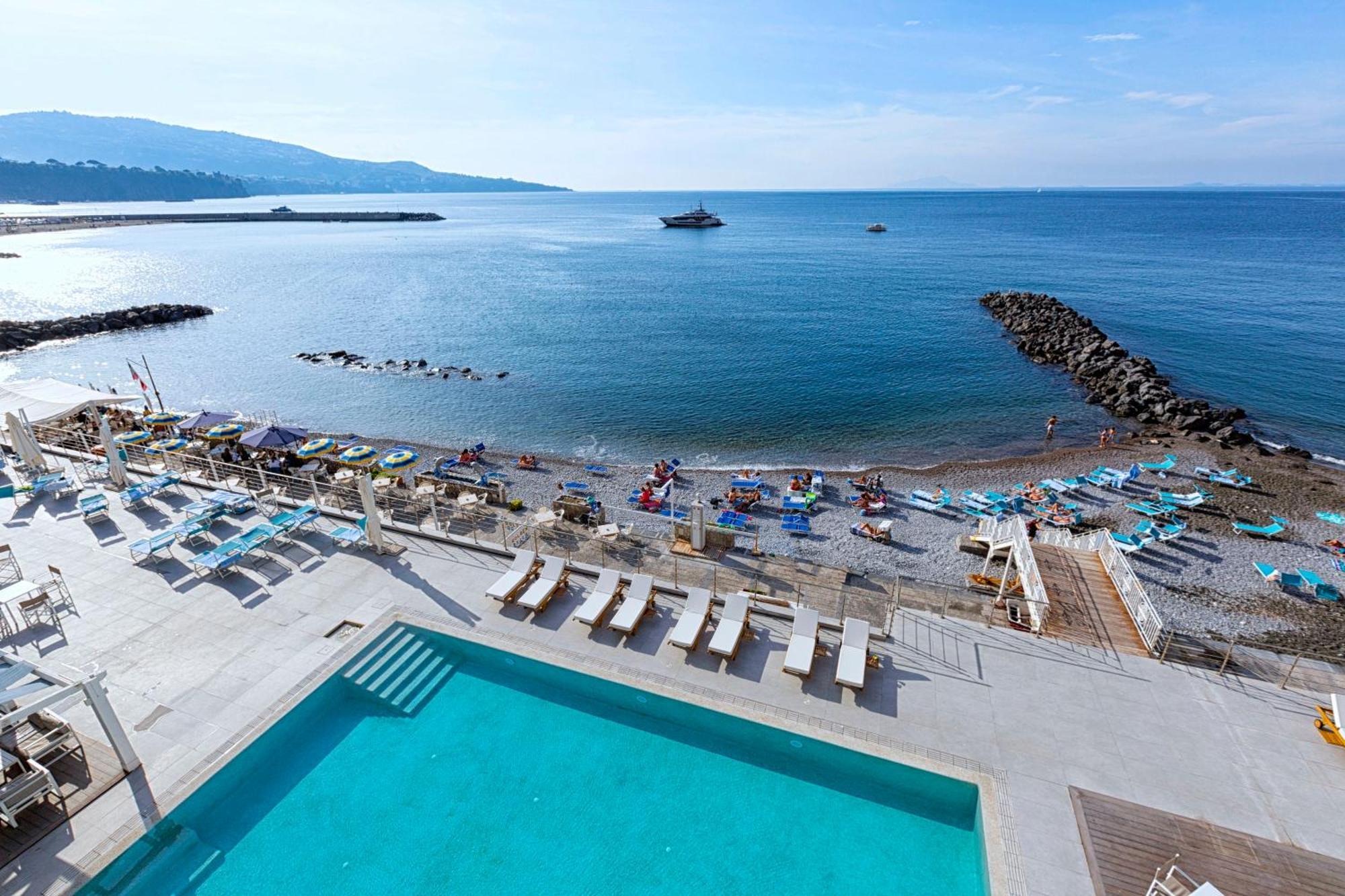 Alimuri Bay Resort 메타 외부 사진